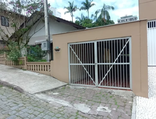 Código: C1418 – BLUMENAU – VILA NOVA – Casa mista com 03 dormitórios
