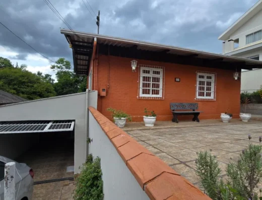 Código: C1411 – ESCOLA AGRICOLA – BLUMENAU – Excelente Oportunidade à venda 3 casas