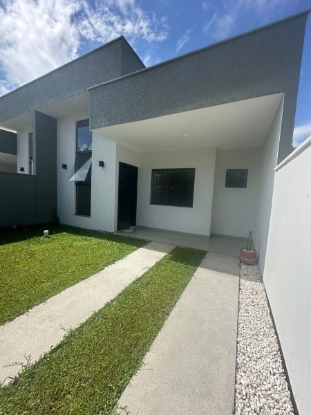 P163 – Casa Geminada nova com 02 dormitórios