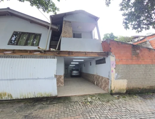 Código: C1434 – BLUMENAU – PONTA AGUDA – Casa de alvenaria de 02 pisos