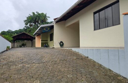 C1338 – Casa Geminada com 02 quartos