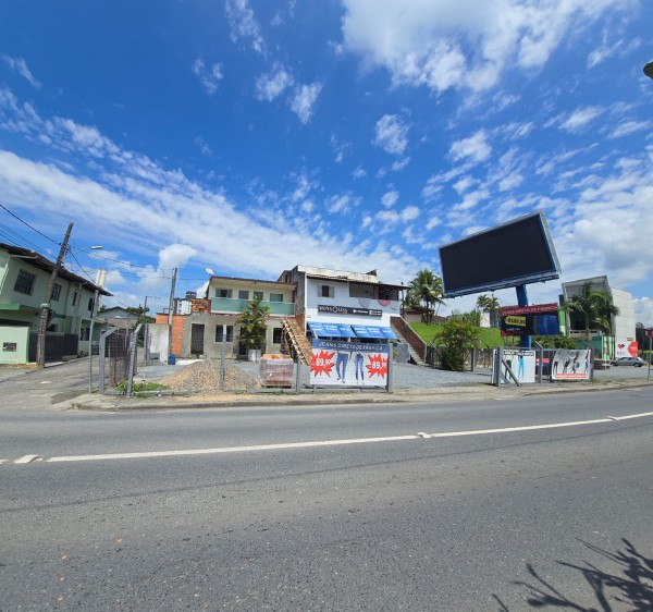 C1431 – Excelente imóvel à venda Comercial/Residencial