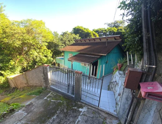 Código: C1457 – PONTA AGUDA – BLUMENAU – Casa mista com 03 dormitórios