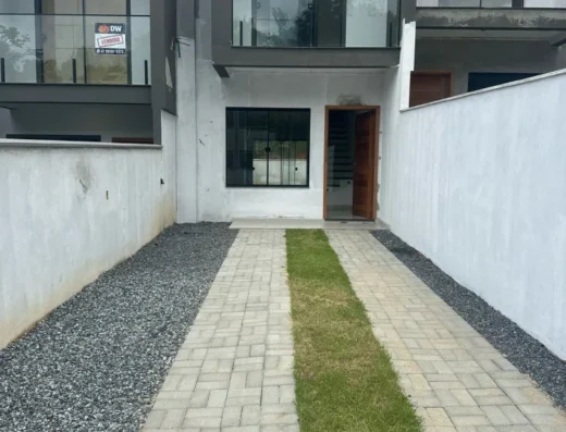 Código: SO184 – BLUMENAU – BADENFURT – Casa geminada com 02 dormitórios suítes com piso laminado