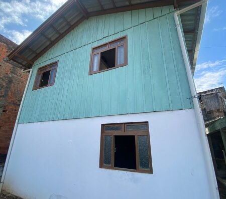 C1239 – Casa mista
