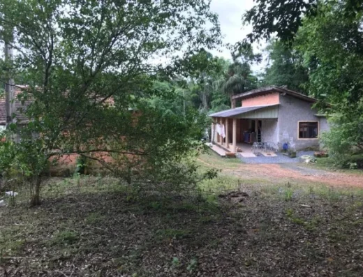 Código: T1304 – BLUMENAU – PASSO MANSO – Casa de alvenaria com dormitório