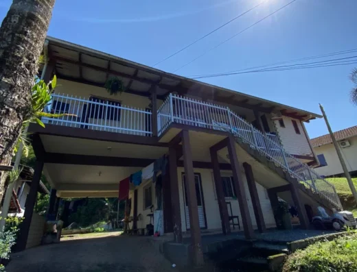 Código: C1398 – BLUMENAU – ITOUPAVA CENTRAL – Casa de alvenaria com 02 pisos