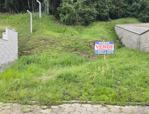 Código: T5506 – BLUMENAU – VELHA CENTRAL – Terreno escriturado – Área terreno: 3.900m²