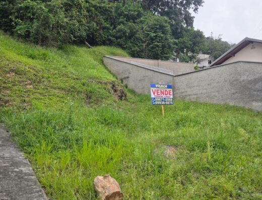 Código: T5506 – BLUMENAU – VELHA CENTRAL – Terreno escriturado – Área terreno: 3.900m²