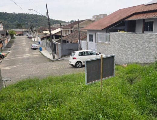 Código: T5506 – BLUMENAU – VELHA CENTRAL – Terreno escriturado – Área terreno: 3.900m²