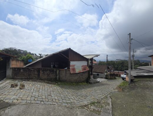C1514 – ESCOLA AGRÍCOLA – BLUMENAU